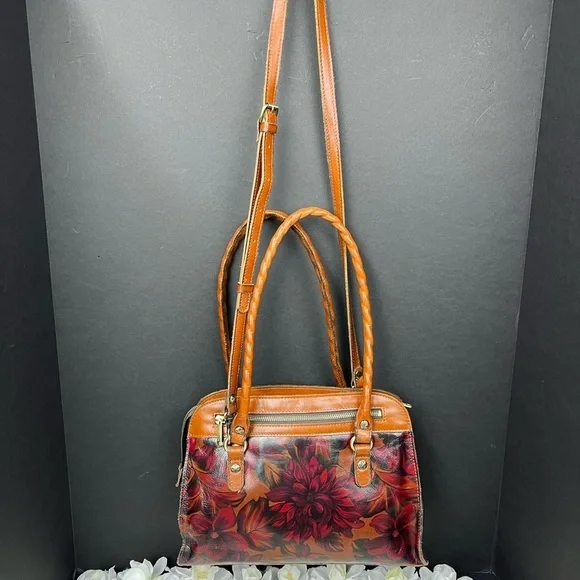 Patricia Nash Calvi leather Satchel Bag, gently used - Picture 5 of 12